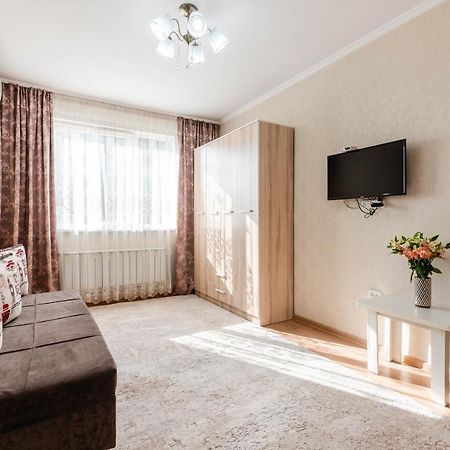 Akvarel Apartment Near Adk Almaty Extérieur photo